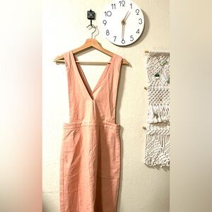 Chic Peach Backless Apron Dress
